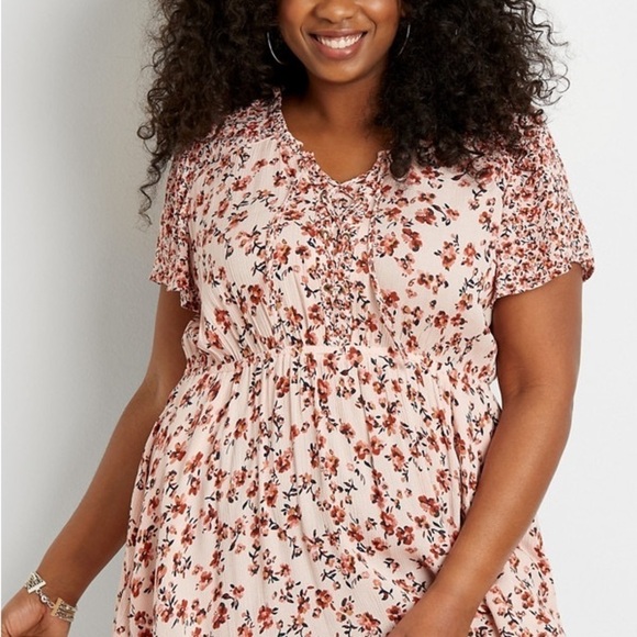 Maurices Plus Size Floral Lace Up Tunic Top 0X - Picture 1 of 13